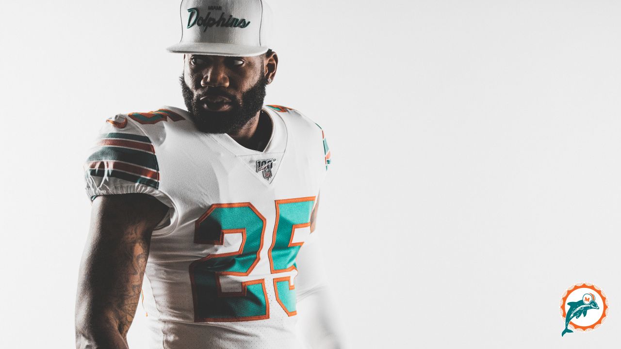 Dolphins wearing all-white Color Rush uniforms vs. Ravens – Sun