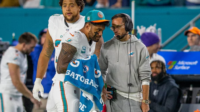 Dolphins collapse again, lose to Bills 21-14